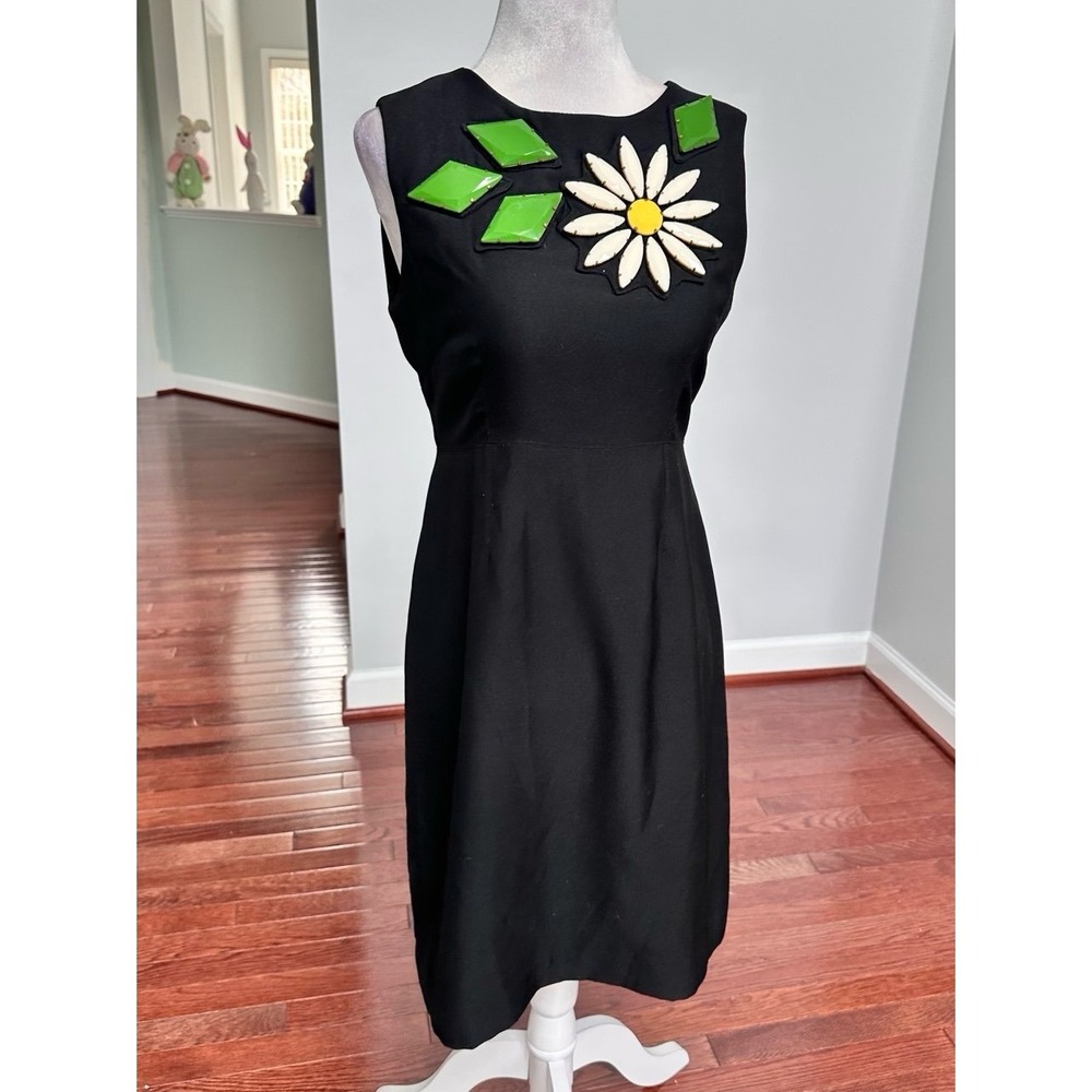 Luxury KARTA Black White Green Cocktail Embellished Daisy Studded Floral Dress - Picture 7 of 10